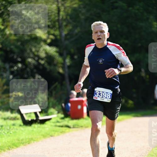 27.09.2026 - 35. Volkslauf durch das schöne Alstertal Dr. Thomas Lammeyer http://msf.ph/oto/10570860 27.09.2026 11:15:56 Laufen 3398 meine-sportfotos.de