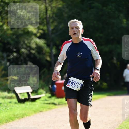 27.09.2026 - 35. Volkslauf durch das schöne Alstertal Dr. Thomas Lammeyer http://msf.ph/oto/10570861 27.09.2026 11:15:56 Laufen 3398 meine-sportfotos.de