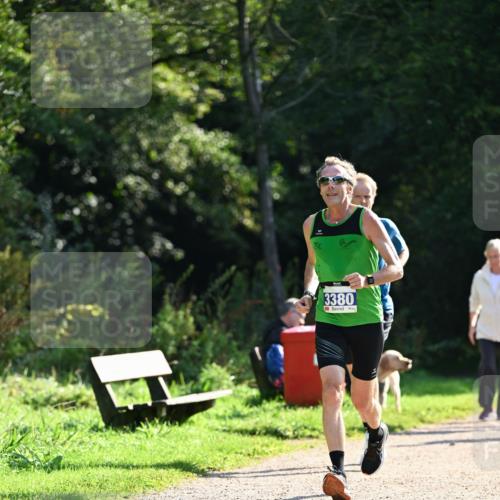 27.09.2026 - 35. Volkslauf durch das schöne Alstertal Dr. Thomas Lammeyer http://msf.ph/oto/10570880 27.09.2026 11:16:02 Laufen 3380 meine-sportfotos.de