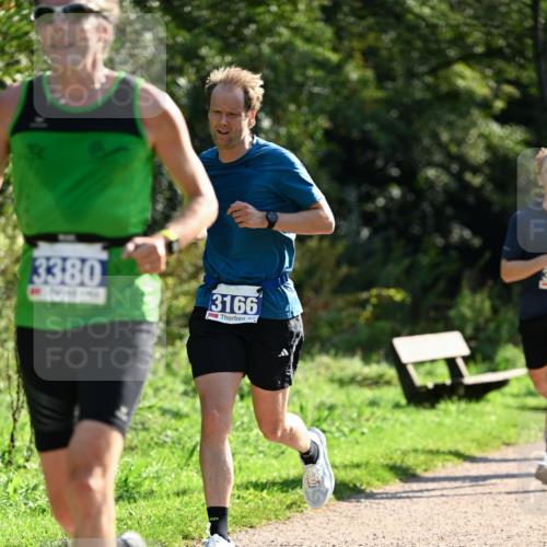 27.09.2026 - 35. Volkslauf durch das schöne Alstertal Dr. Thomas Lammeyer http://msf.ph/oto/10570895 27.09.2026 11:16:04 Laufen 3380, 3166 meine-sportfotos.de