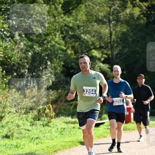 27.09.2026 - 35. Volkslauf durch das schöne Alstertal Dr. Thomas Lammeyer http://msf.ph/oto/10570996 27.09.2026 11:16:34 Laufen 3204, 3252 meine-sportfotos.de