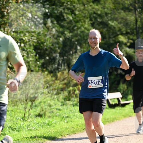 27.09.2026 - 35. Volkslauf durch das schöne Alstertal Dr. Thomas Lammeyer http://msf.ph/oto/10571006 27.09.2026 11:16:36 Laufen 3252 meine-sportfotos.de