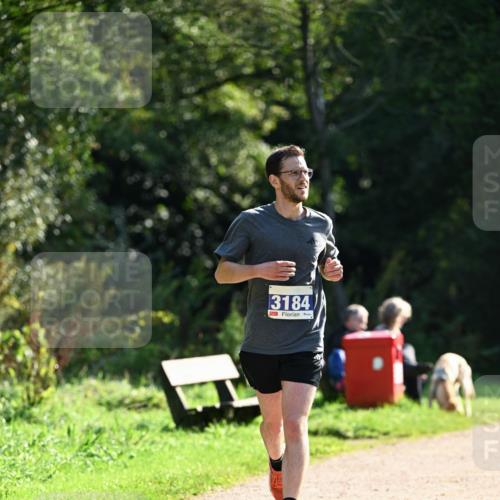 27.09.2026 - 35. Volkslauf durch das schöne Alstertal Dr. Thomas Lammeyer http://msf.ph/oto/10571075 27.09.2026 11:17:04 Laufen 3184 meine-sportfotos.de