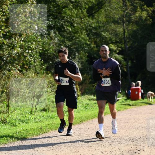 27.09.2026 - 35. Volkslauf durch das schöne Alstertal Dr. Thomas Lammeyer http://msf.ph/oto/10571117 27.09.2026 11:17:15 Laufen 3967, 3966 meine-sportfotos.de