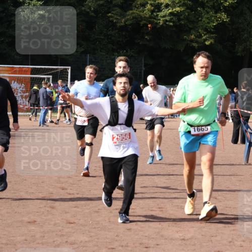 27.09.2026 - 35. Volkslauf durch das schöne Alstertal Strokosch-Dieckow http://msf.ph/oto/10571140 27.09.2026 12:19:11 Ziel 1580, 1627, 1665, 2283, 2454, 2956 meine-sportfotos.de