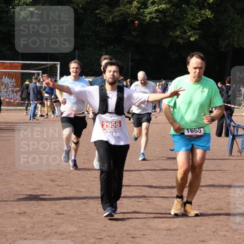 27.09.2026 - 35. Volkslauf durch das schöne Alstertal Strokosch-Dieckow http://msf.ph/oto/10571154 27.09.2026 12:19:12 Ziel 1580, 1627, 1665, 2283, 2454, 2956 meine-sportfotos.de