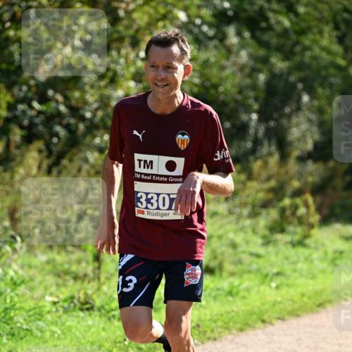 27.09.2026 - 35. Volkslauf durch das schöne Alstertal Dr. Thomas Lammeyer http://msf.ph/oto/10571171 27.09.2026 11:17:34 Laufen 3307, 13 meine-sportfotos.de