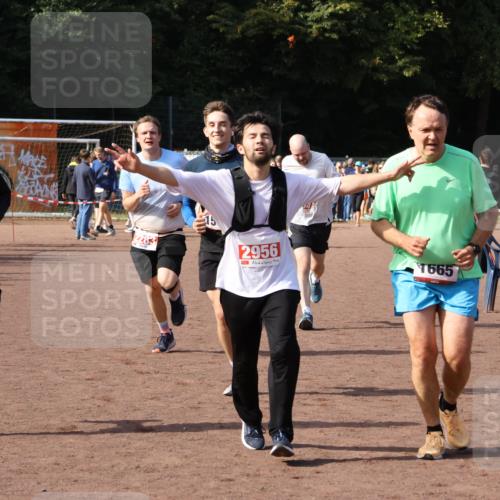 27.09.2026 - 35. Volkslauf durch das schöne Alstertal Strokosch-Dieckow http://msf.ph/oto/10571175 27.09.2026 12:19:12 Ziel 1580, 1627, 1665, 2283, 2454, 2956 meine-sportfotos.de