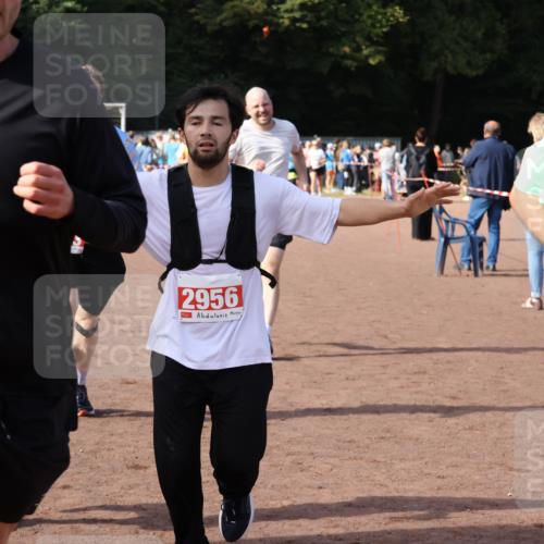 27.09.2026 - 35. Volkslauf durch das schöne Alstertal Strokosch-Dieckow http://msf.ph/oto/10571232 27.09.2026 12:19:14 Ziel 1580, 1621, 1665, 2283, 2454, 2956 meine-sportfotos.de