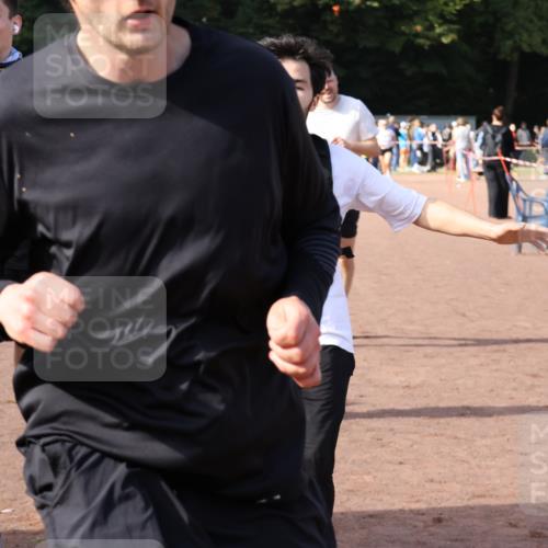 27.09.2026 - 35. Volkslauf durch das schöne Alstertal Strokosch-Dieckow http://msf.ph/oto/10571246 27.09.2026 12:19:14 Ziel 1580, 1621, 1665, 2283, 2454, 2956 meine-sportfotos.de