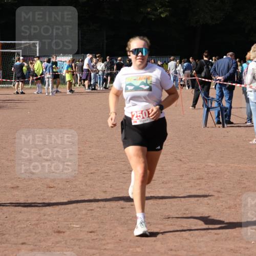 27.09.2026 - 35. Volkslauf durch das schöne Alstertal Strokosch-Dieckow http://msf.ph/oto/10571337 27.09.2026 12:19:28 Ziel 2007, 2507 meine-sportfotos.de