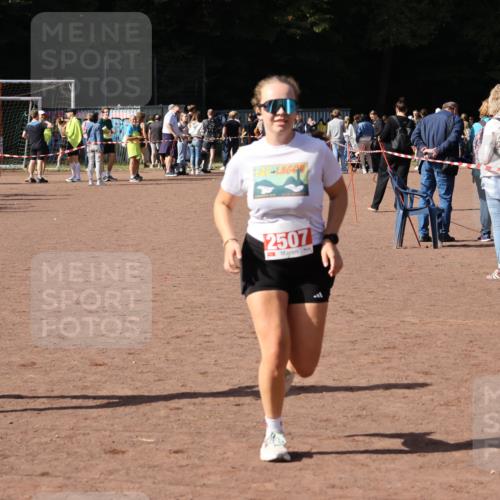 27.09.2026 - 35. Volkslauf durch das schöne Alstertal Strokosch-Dieckow http://msf.ph/oto/10571341 27.09.2026 12:19:28 Ziel 2007, 2507 meine-sportfotos.de