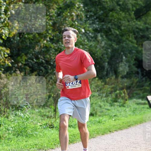 27.09.2026 - 35. Volkslauf durch das schöne Alstertal Dr. Thomas Lammeyer http://msf.ph/oto/10571348 27.09.2026 11:18:30 Laufen 5282 meine-sportfotos.de