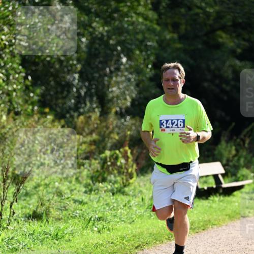 27.09.2026 - 35. Volkslauf durch das schöne Alstertal Dr. Thomas Lammeyer http://msf.ph/oto/10571374 27.09.2026 11:18:41 Laufen 3426, 1 meine-sportfotos.de