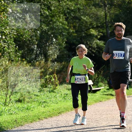 27.09.2026 - 35. Volkslauf durch das schöne Alstertal Dr. Thomas Lammeyer http://msf.ph/oto/10571471 27.09.2026 11:19:09 Laufen 15, 2013, 3428, 3317 meine-sportfotos.de