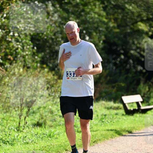 27.09.2026 - 35. Volkslauf durch das schöne Alstertal Dr. Thomas Lammeyer http://msf.ph/oto/10571501 27.09.2026 11:19:19 Laufen 337 meine-sportfotos.de
