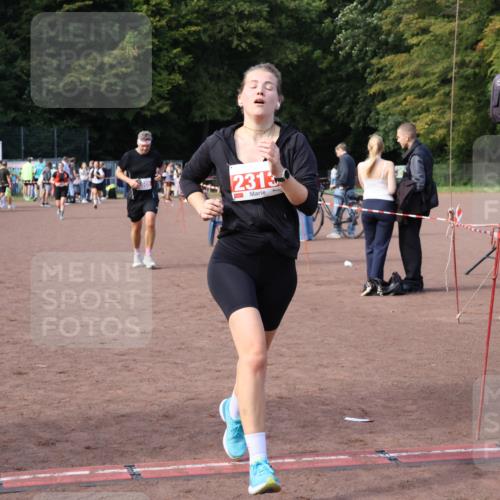 27.09.2026 - 35. Volkslauf durch das schöne Alstertal Strokosch-Dieckow http://msf.ph/oto/10571639 27.09.2026 12:20:13 Ziel 2313, 2505 meine-sportfotos.de