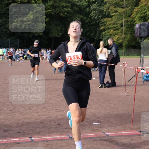 27.09.2026 - 35. Volkslauf durch das schöne Alstertal Strokosch-Dieckow http://msf.ph/oto/10571648 27.09.2026 12:20:13 Ziel 2313, 2505 meine-sportfotos.de