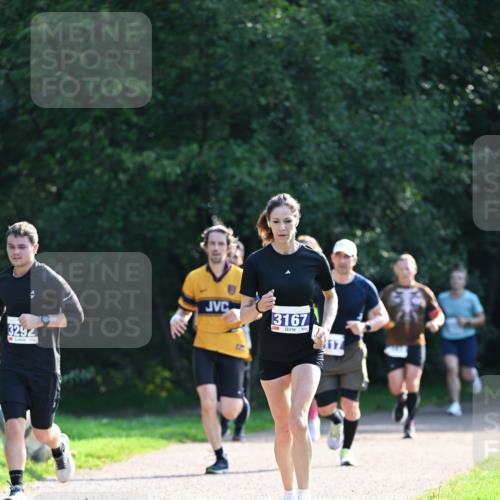 27.09.2026 - 35. Volkslauf durch das schöne Alstertal Dr. Thomas Lammeyer http://msf.ph/oto/10571828 27.09.2026 11:20:59 Laufen 3292, 3167 meine-sportfotos.de