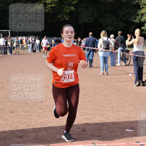 27.09.2026 - 35. Volkslauf durch das schöne Alstertal Strokosch-Dieckow http://msf.ph/oto/10572014 27.09.2026 12:20:58 Ziel 2074, 2974 meine-sportfotos.de