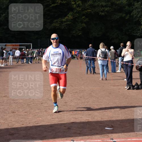 27.09.2026 - 35. Volkslauf durch das schöne Alstertal Strokosch-Dieckow http://msf.ph/oto/10572037 27.09.2026 12:21:06 Ziel 2040 meine-sportfotos.de