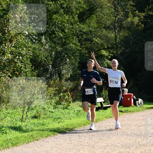 27.09.2026 - 35. Volkslauf durch das schöne Alstertal Dr. Thomas Lammeyer http://msf.ph/oto/10572100 27.09.2026 11:22:04 Laufen 3367, 3366 meine-sportfotos.de