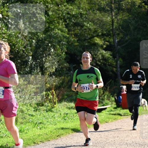 27.09.2026 - 35. Volkslauf durch das schöne Alstertal Dr. Thomas Lammeyer http://msf.ph/oto/10572141 27.09.2026 11:22:12 Laufen 6, 3379, 3227 meine-sportfotos.de