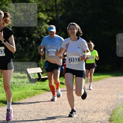 27.09.2026 - 35. Volkslauf durch das schöne Alstertal Dr. Thomas Lammeyer http://msf.ph/oto/10572243 27.09.2026 11:22:28 Laufen 33, 3403, 3152 meine-sportfotos.de