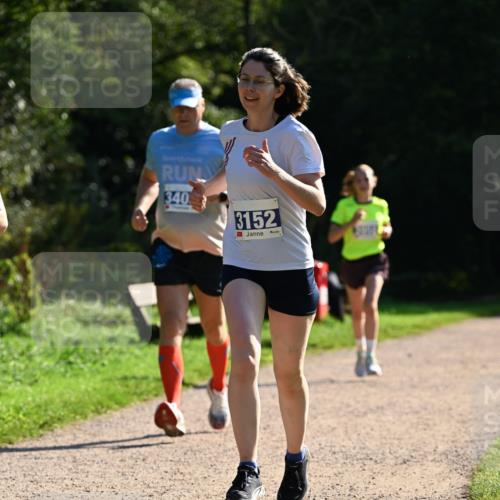 27.09.2026 - 35. Volkslauf durch das schöne Alstertal Dr. Thomas Lammeyer http://msf.ph/oto/10572248 27.09.2026 11:22:28 Laufen 340, 3152 meine-sportfotos.de
