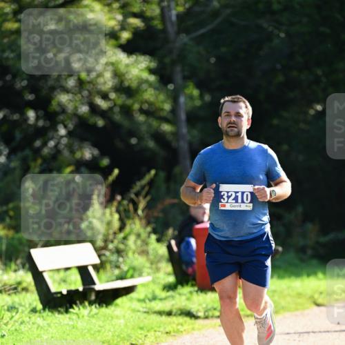 27.09.2026 - 35. Volkslauf durch das schöne Alstertal Dr. Thomas Lammeyer http://msf.ph/oto/10572662 27.09.2026 11:24:32 Laufen 3210 meine-sportfotos.de