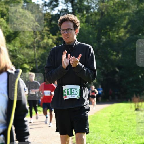 27.09.2026 - 35. Volkslauf durch das schöne Alstertal Dr. Thomas Lammeyer http://msf.ph/oto/10572803 27.09.2026 11:24:56 Laufen 4198 meine-sportfotos.de