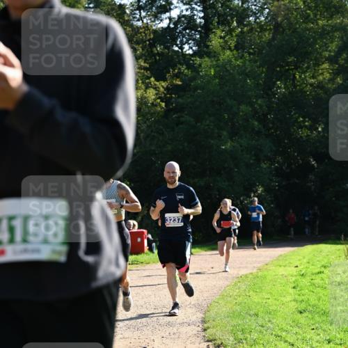 27.09.2026 - 35. Volkslauf durch das schöne Alstertal Dr. Thomas Lammeyer http://msf.ph/oto/10572806 27.09.2026 11:24:58 Laufen 4198, 3237 meine-sportfotos.de