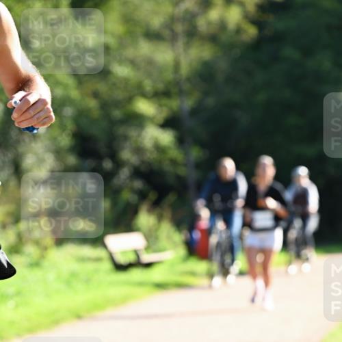27.09.2026 - 35. Volkslauf durch das schöne Alstertal Dr. Thomas Lammeyer http://msf.ph/oto/10572976 27.09.2026 11:25:52 Laufen  meine-sportfotos.de