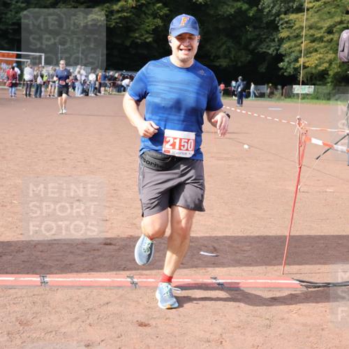 27.09.2026 - 35. Volkslauf durch das schöne Alstertal Strokosch-Dieckow http://msf.ph/oto/10573050 27.09.2026 12:23:01 Ziel 1644, 1668, 2150 meine-sportfotos.de
