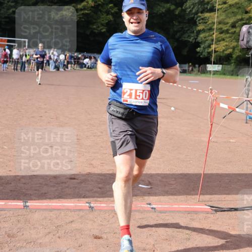 27.09.2026 - 35. Volkslauf durch das schöne Alstertal Strokosch-Dieckow http://msf.ph/oto/10573064 27.09.2026 12:23:01 Ziel 1644, 1668, 2150 meine-sportfotos.de