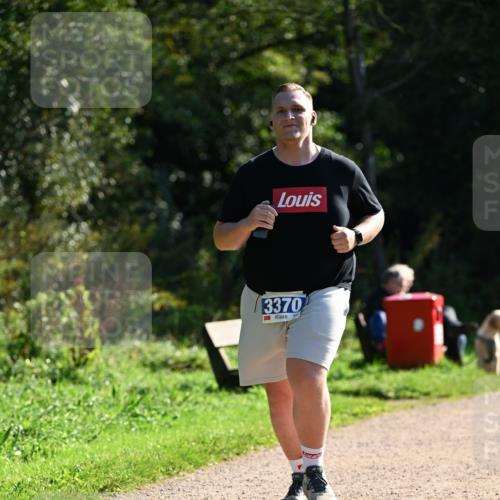 27.09.2026 - 35. Volkslauf durch das schöne Alstertal Dr. Thomas Lammeyer http://msf.ph/oto/10573191 27.09.2026 11:26:49 Laufen 3370, 3 meine-sportfotos.de