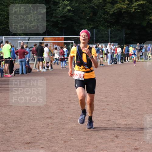 27.09.2026 - 35. Volkslauf durch das schöne Alstertal Strokosch-Dieckow http://msf.ph/oto/10573194 27.09.2026 12:23:37 Ziel 2208 meine-sportfotos.de