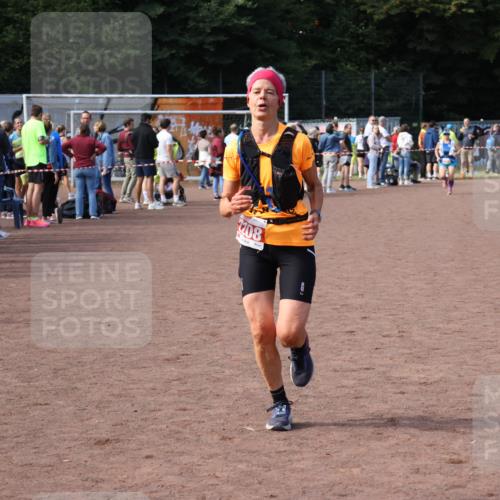 27.09.2026 - 35. Volkslauf durch das schöne Alstertal Strokosch-Dieckow http://msf.ph/oto/10573215 27.09.2026 12:23:38 Ziel 2208 meine-sportfotos.de