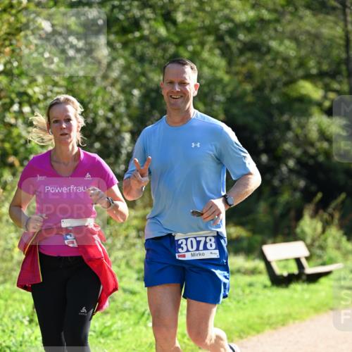 27.09.2026 - 35. Volkslauf durch das schöne Alstertal Dr. Thomas Lammeyer http://msf.ph/oto/10573396 27.09.2026 11:27:44 Laufen 6, 6, 3078 meine-sportfotos.de