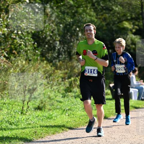 27.09.2026 - 35. Volkslauf durch das schöne Alstertal Dr. Thomas Lammeyer http://msf.ph/oto/10573462 27.09.2026 11:28:32 Laufen 3114, 3226 meine-sportfotos.de