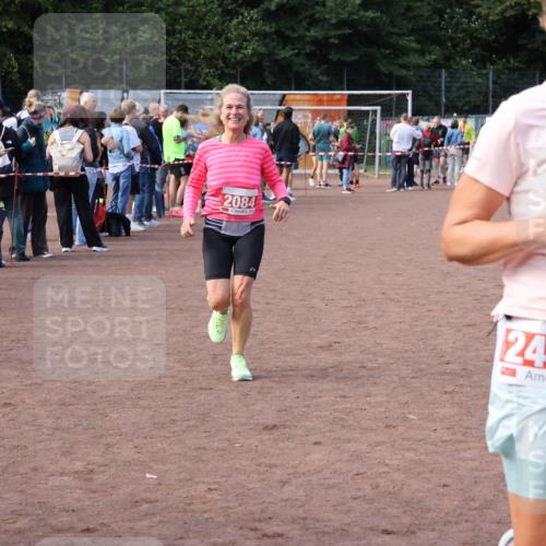 27.09.2026 - 35. Volkslauf durch das schöne Alstertal Strokosch-Dieckow http://msf.ph/oto/10573511 27.09.2026 12:24:58 Ziel 2084, 2366, 2492 meine-sportfotos.de