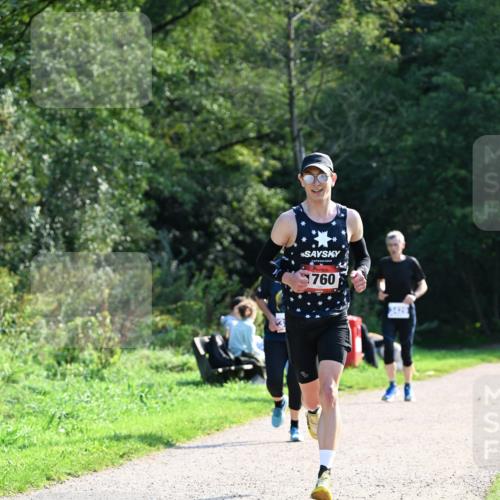 27.09.2026 - 35. Volkslauf durch das schöne Alstertal Dr. Thomas Lammeyer http://msf.ph/oto/10573562 27.09.2026 11:29:01 Laufen 760, 3429 meine-sportfotos.de