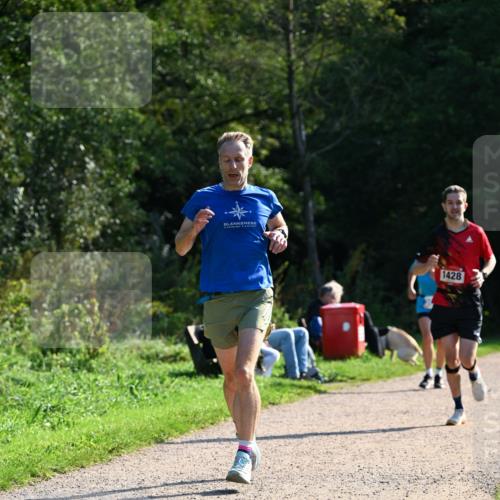 27.09.2026 - 35. Volkslauf durch das schöne Alstertal Dr. Thomas Lammeyer http://msf.ph/oto/10573604 27.09.2026 11:29:08 Laufen 1428 meine-sportfotos.de