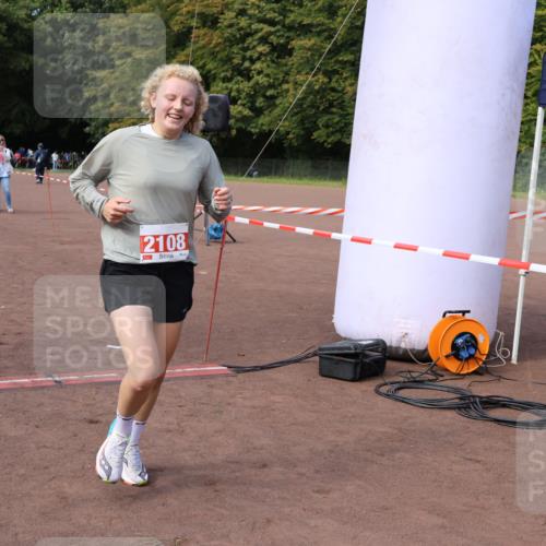 27.09.2026 - 35. Volkslauf durch das schöne Alstertal Strokosch-Dieckow http://msf.ph/oto/10573630 27.09.2026 12:25:10 Ziel 2108 meine-sportfotos.de