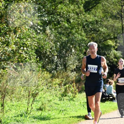 27.09.2026 - 35. Volkslauf durch das schöne Alstertal Dr. Thomas Lammeyer http://msf.ph/oto/10573665 27.09.2026 11:29:30 Laufen 3327, 3079 meine-sportfotos.de