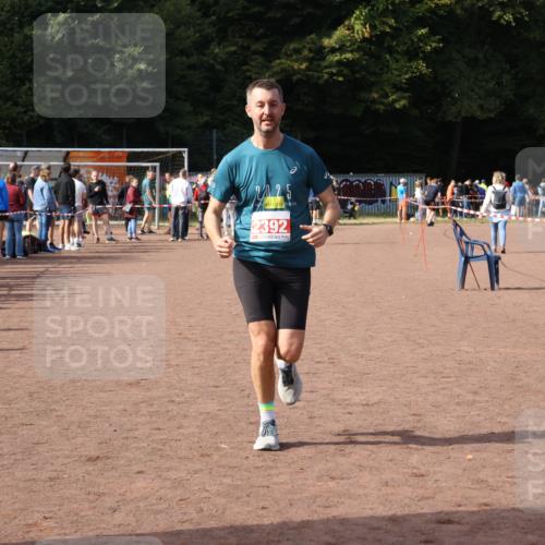 27.09.2026 - 35. Volkslauf durch das schöne Alstertal Strokosch-Dieckow http://msf.ph/oto/10573700 27.09.2026 12:25:29 Ziel 2168, 2342, 2392 meine-sportfotos.de