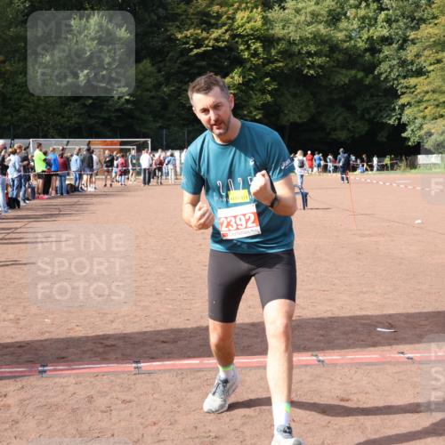 27.09.2026 - 35. Volkslauf durch das schöne Alstertal Strokosch-Dieckow http://msf.ph/oto/10573787 27.09.2026 12:25:30 Ziel 2168, 2342, 2392 meine-sportfotos.de