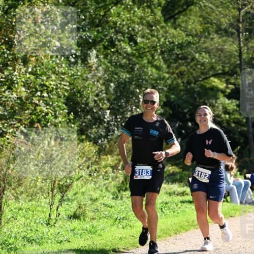 27.09.2026 - 35. Volkslauf durch das schöne Alstertal Dr. Thomas Lammeyer http://msf.ph/oto/10573852 27.09.2026 11:30:20 Laufen 3183, 3182 meine-sportfotos.de