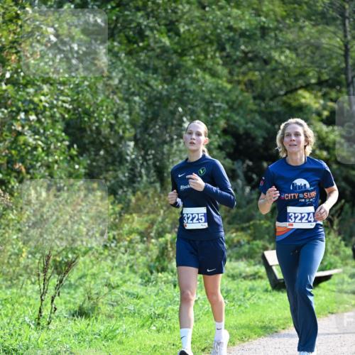 27.09.2026 - 35. Volkslauf durch das schöne Alstertal Dr. Thomas Lammeyer http://msf.ph/oto/10573977 27.09.2026 11:30:55 Laufen 3225, 3224 meine-sportfotos.de