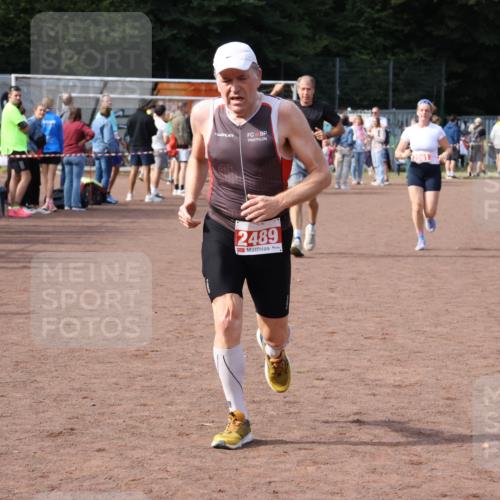 27.09.2026 - 35. Volkslauf durch das schöne Alstertal Strokosch-Dieckow http://msf.ph/oto/10574020 27.09.2026 12:26:40 Ziel 2061, 2284, 2489 meine-sportfotos.de